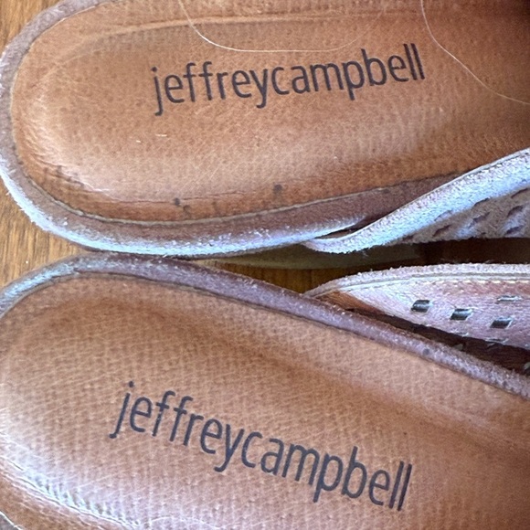 Jeffrey Campbell Favela Perforated Suede Mules Size 8.5 Preowned - Picture 7 of 10